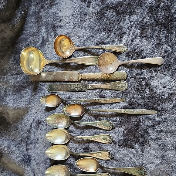 Silver plated bundle of Servewear Flatware Vintage Onieda Sheffield Rogers - Picture 3 of 9